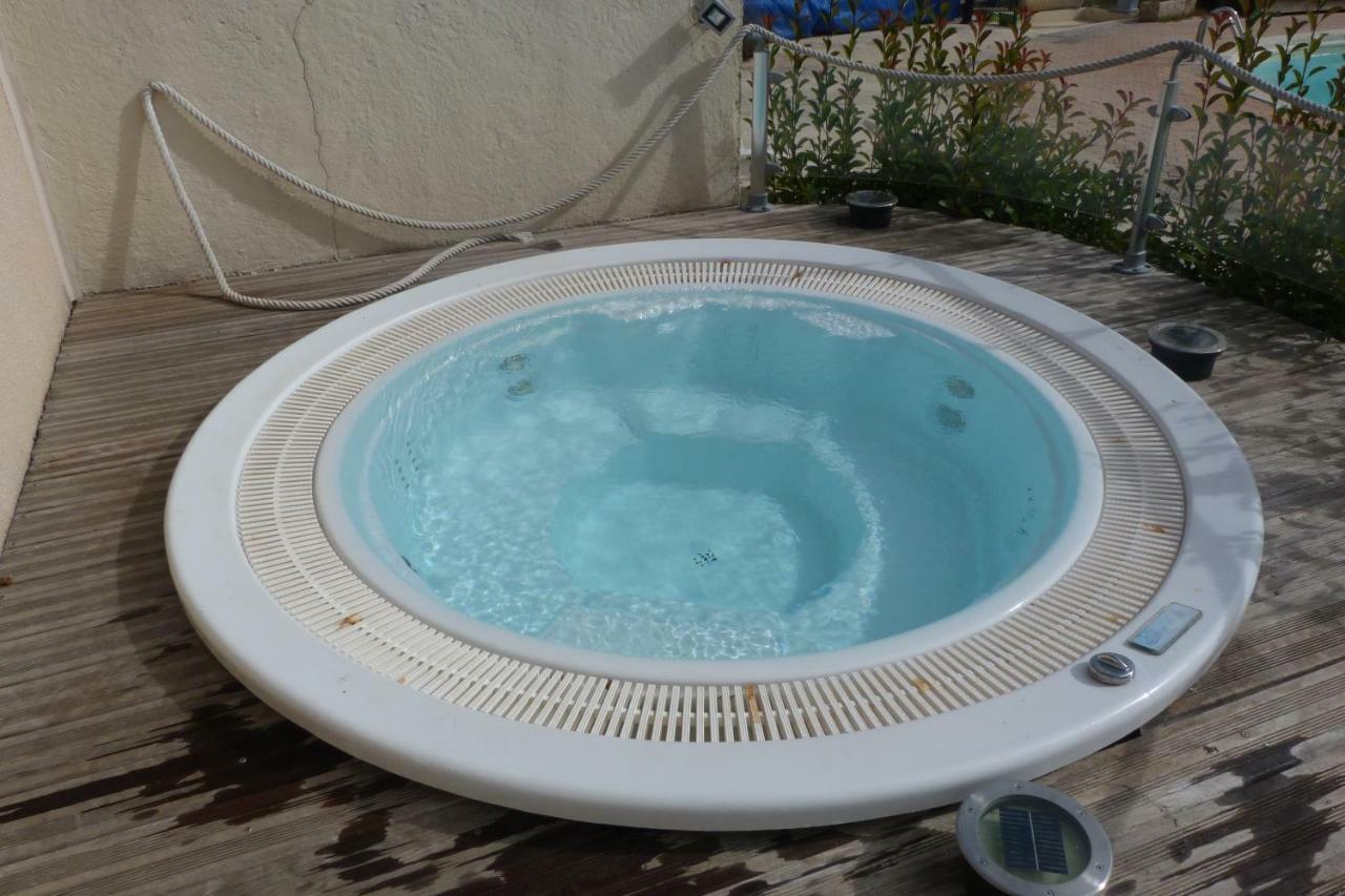Dauphin Camping L'Eau Vive酒店 外观 照片